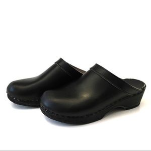 CLOG MASTER black fitted Swedish clogs - 38